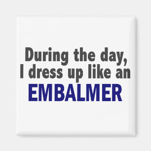 Imã Embalmer durante o dia