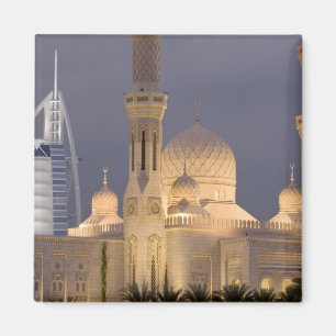 Imã Emirados Árabes Unidos, Dubai. Mesquita à noite co