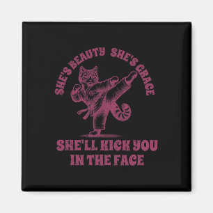Imã Engraçado Karate Cat Design Artes Marciais Ela é B