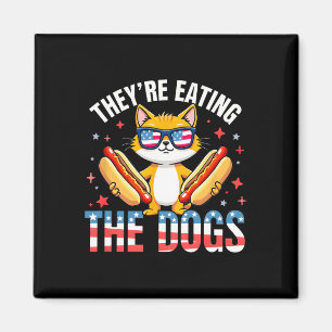 Imã Engraçados Estão Comendo Os Cães Os Gatos