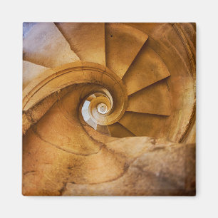 Imã Escadaria em espiral descendente, Portugal