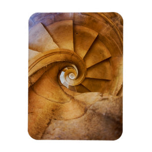 Ímã Escadaria em espiral descendente, Portugal