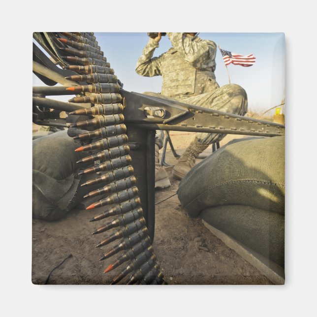 Imã escutas de soldados para atividade inimiga (Frente)