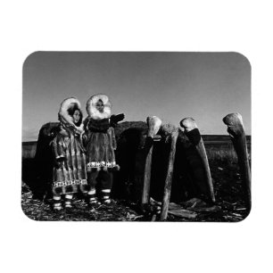 Ímã Eskimo vestido de pele vintage Alasca ártico igloo