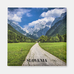 Imã Eslovênia, fotografia cênica com Alpes