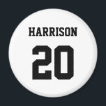 Imã Esportes variados — número de nome personalizado b<br><div class="desc">A varsity esportiva preto branco personalizado número de íman monograma. Estilo desportivo variado. Personalize-o com seu nome,  idade,  ano,  número ou nome da equipe desportiva.</div>