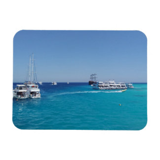 Ímã Estacionamentos em iate com turistas perto de Whit