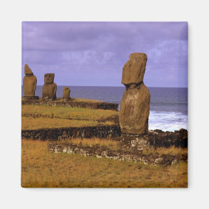 Imã Estátua Abstrata Moai da Plataforma Tahai na Pásco