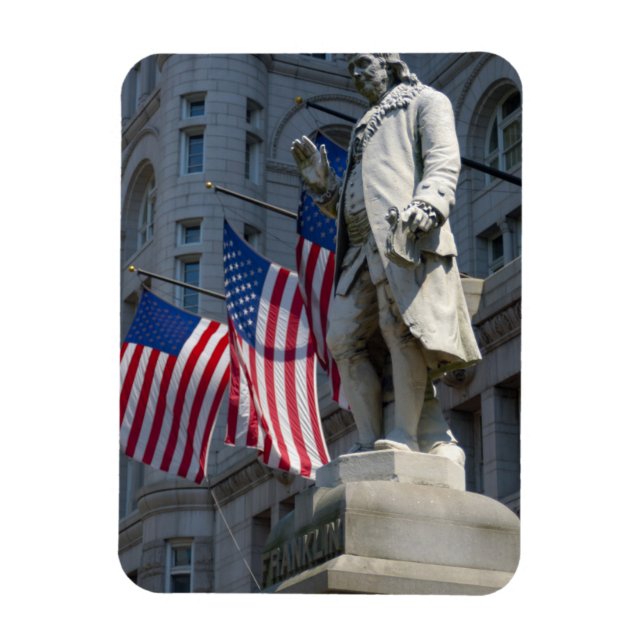 Ímã estátua de Benjamin Franklin em Washington, DC (Vertical)