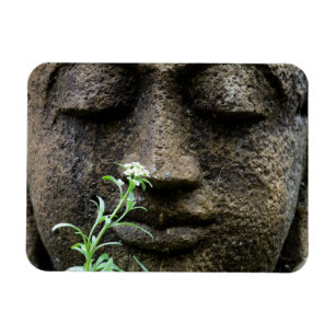 Ímã Estátua de jardim de pedra com flor