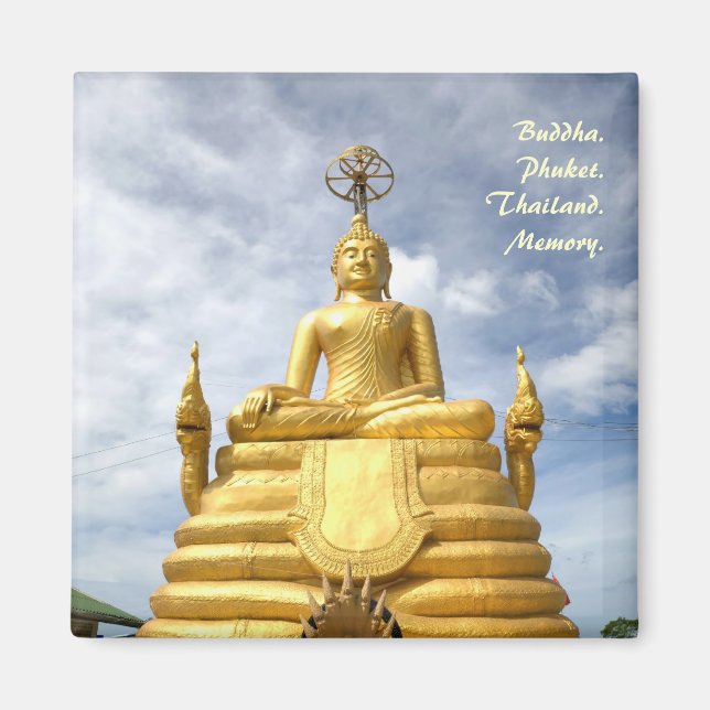 Imã Estátua dourada de Buda na colina em Phuket (Frente)