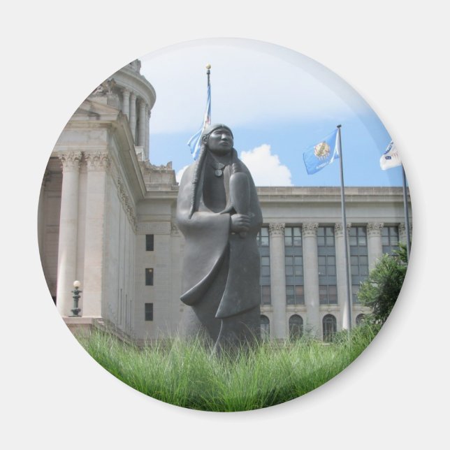 Imã Estátua Em Oklahoma State Capital (Frente)