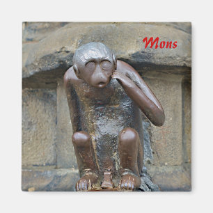 Imã Estátua medieval de macaco na Grand Place de Mons,