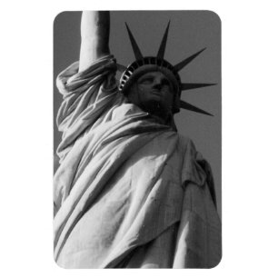 Ímã estátua preto e branco da liberdade