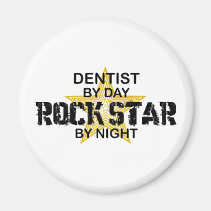 Imã Estrela do rock do dentista em a noite