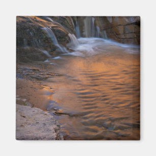 Imã EUA, Utah, Escalante Wilderness. Cachoeira em