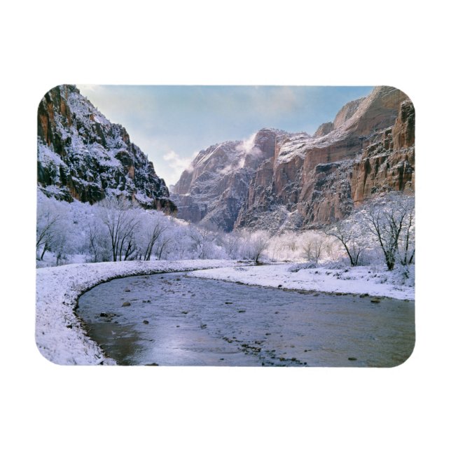 Ímã EUA, Utah, Zion NP. Novos cobrir de neve no desfil (Horizontal)