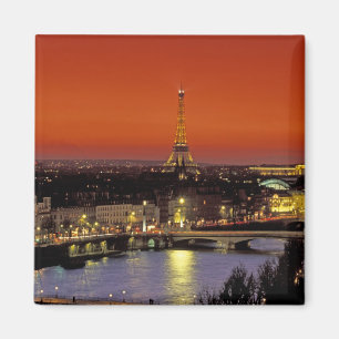 Imã Europa, França, Paris. Vista do pôr do sol da Torr