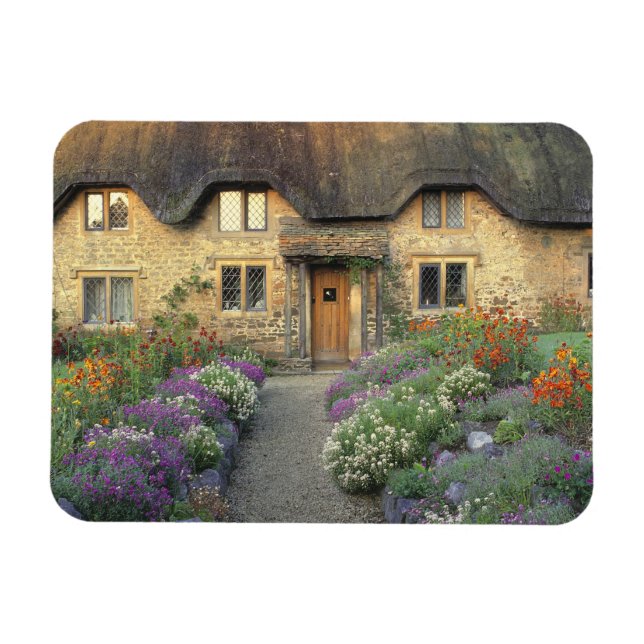 Ímã Europa, Inglaterra, Chippenham. Luz de manhã cedo (Horizontal)