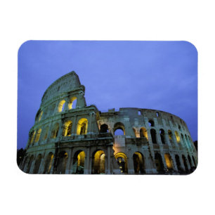 Ímã Europa, Itália, Roma. Vista noturna do