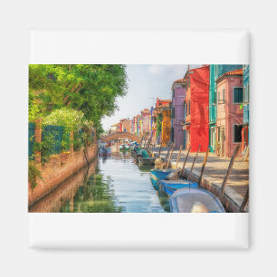 Imã Explore o Charme Vibrante de Burano