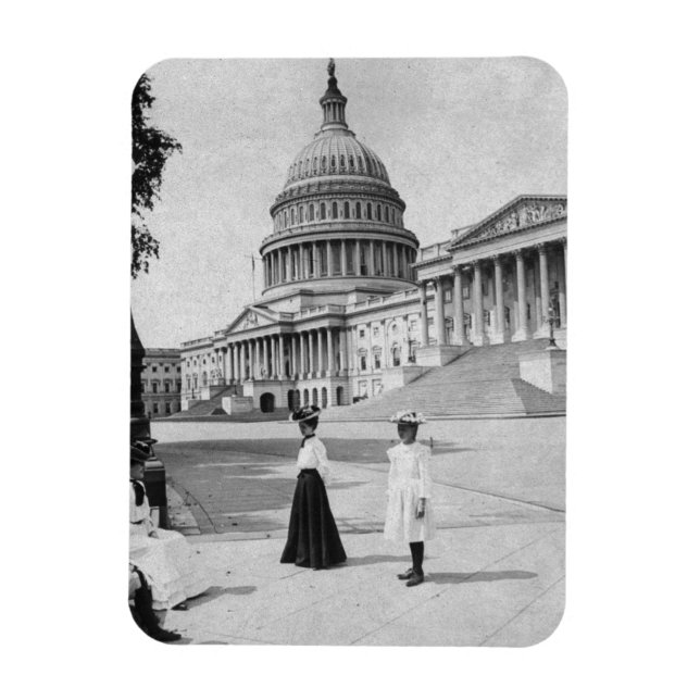 Ímã Exterior do edifício Capitol com mulheres (Vertical)