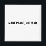 Imã Faça a paz não seja um texto branco e negro minima<br><div class="desc">Faça a paz não seja um texto preto e branco minimalista simples e ousado ímã de protesto anti-guerra. Texto preto totalmente personalizável sobre fundo branco. Conflito no Médio Oriente/Gaza.</div>