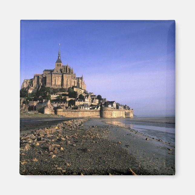 Imã Famosa Fortaleza da Ilha de Le Mont St. Michel em (Frente)