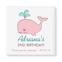 Favoritos para festas de ímã de baleia rosa