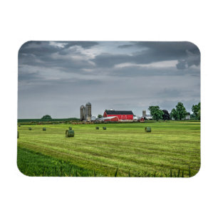 Ímã Fazendas Red Barn & Silo em Primavera
