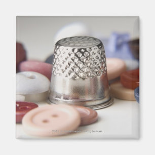 Imã Fechamento de botões com um boné metálico