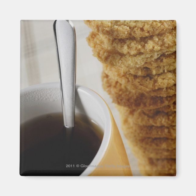 Imã Fecho de uma xícara de café com biscoitos (Frente)