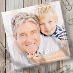 Imã Feriado de Fotografia do Vovô Moderno e Simples<br><div class="desc">Design é composto por tipografia quic moderna com sans serif e serif font. Adicione uma foto personalizada do avô e do ano.</div>