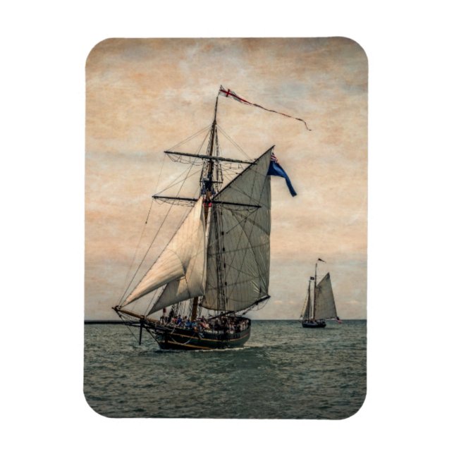 Ímã Festival dos Navios Altos (Vertical)