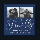 Imã Finalmente Casamento Minimalista 2 Foto Salvar Dat<br><div class="desc">Valeu a pena esperar e agora você está finalmente pronto para enviar suas datas de salvamento! Esses casamento minimalistas, exceto a data em que ímanes são perfeitamente simples, mas super modernos. Personalize facilmente o design, adicionando suas próprias fotos, nomes e data de casamento. Itens correspondentes podem ser encontrados na coleção....</div>