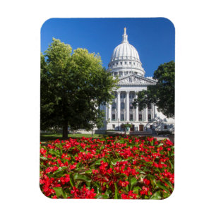 Ímã Flores À Frente Do Edifício De Capitólio