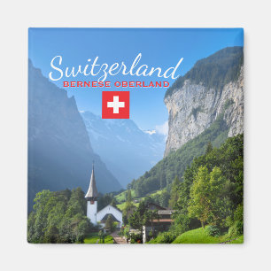 Imã Floresta da Oberland Bernese, Suiça com bandeira