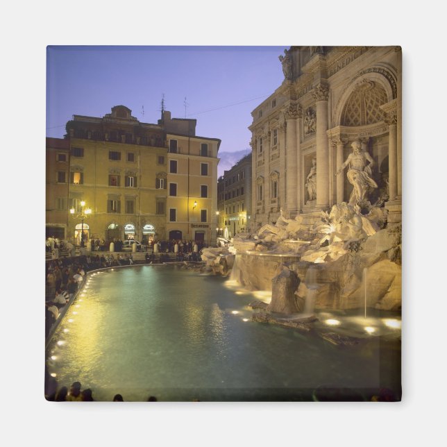 Imã Fontana de Trevi à noite, Roma, Lazio, Itália (Frente)