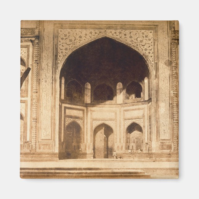 Imã Fora do Taj Mahal, provavelmente ilustrado em 'Ph (Frente)