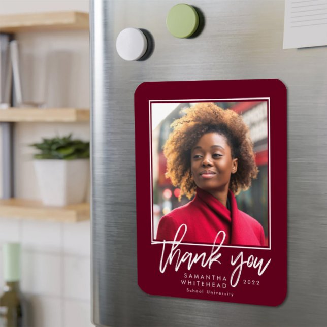 Ímã Formando Moderno 2022 Foto Borgonha Obrigado (Criador carregado)