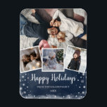 Ímã Foto: Colagem azul e flocos de neve<br><div class="desc">Uma bela ideia de presente para seus entes queridos. Um ímã com suas fotos favoritas! Fácil de personalizar com seu nome de família também.</div>