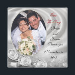 Imã Foto de diamantes de Casamento Magnet<br><div class="desc">Foto do Magnet de diamantes de Casamento. Composição de imagem e ilustração para o elegante casamento formal, aniversário ou modelo de festa de noivado O texto é totalmente personalizável. Adicione suas informações ou altere-as completamente. Selecione uma fonte e cor diferentes. O modelo pode ser utilizado para qualquer ocasião especial. Simplesmente...</div>