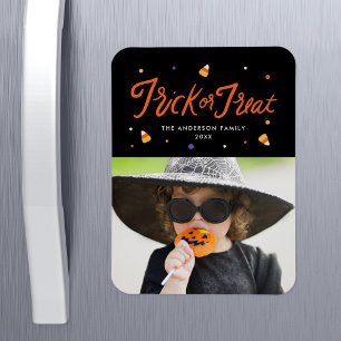 Ímã Foto de Halloween com guloseimas e 'doce ou traves