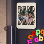 Ímã Foto do Pai da maior felicidade<br><div class="desc">Presente de foto para pai de seus filhos ou filhos para que ele saiba que ele é o maior de todos os tempos! Design divertido com a tipografia moderna de forma livre, corações amorosos e paleta colorida vintage. Use o modelo de personalização para adicionar sua foto e ajustar à perfeição...</div>