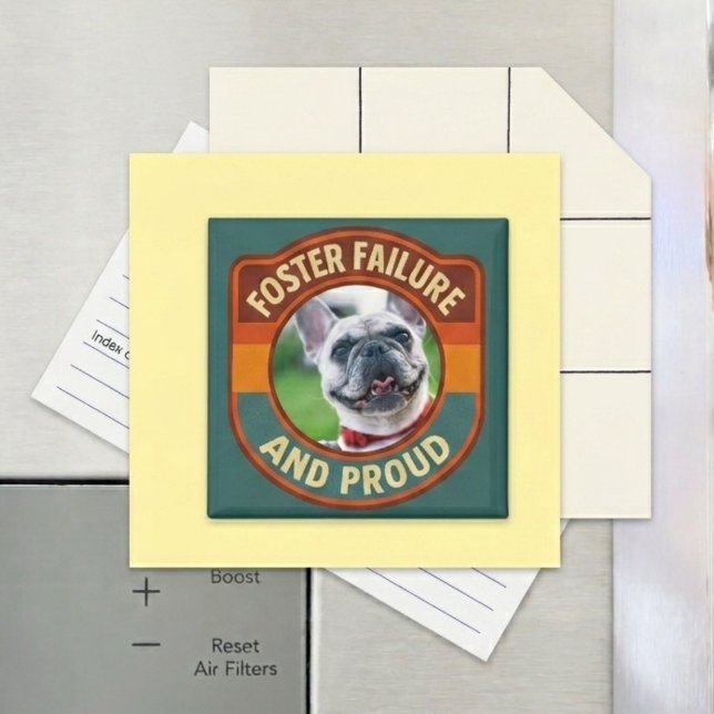 Imã Foto Listrada Retro de Falha na Adoção (Retro foster failure photo magnet for a dog rescue parent's kitchen refrigerator milestone gift.)