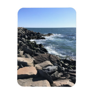 Ímã Foto Oceano Azul Ondas Batendo Costa Rochosa