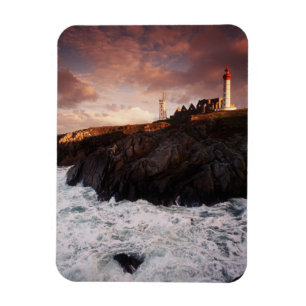 Ímã França, farol ao amanhecer