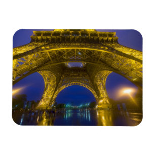 Ímã França, Paris. Torre Eiffel iluminada à