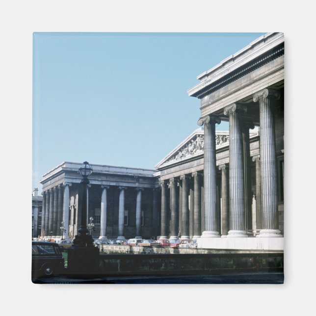 Imã Frente sul do Museu Britânico (Frente)