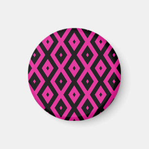 Imã Fuchsia e padrão de diamante preto